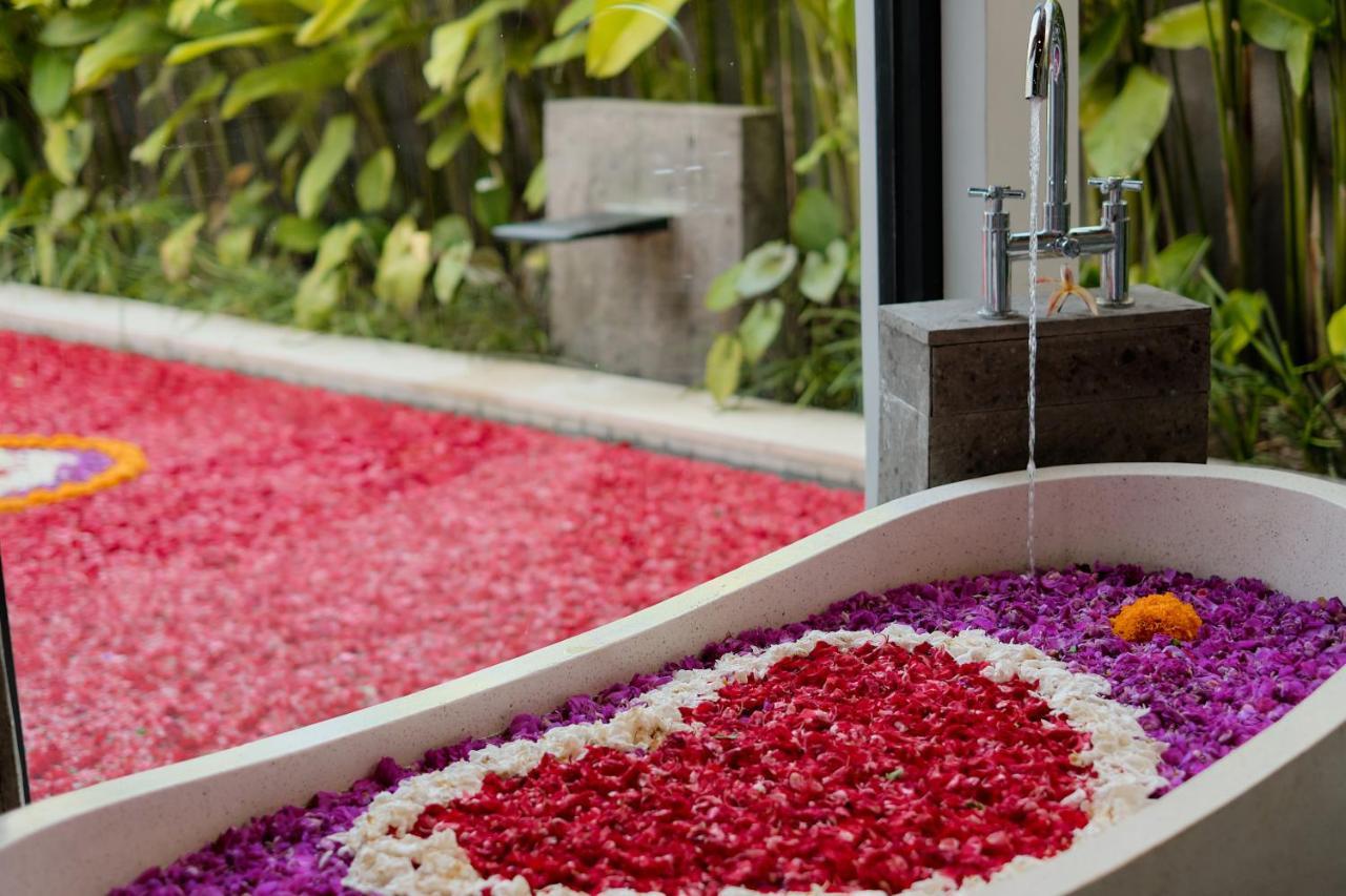 Abhinaya Ubud Villa Екстер'єр фото